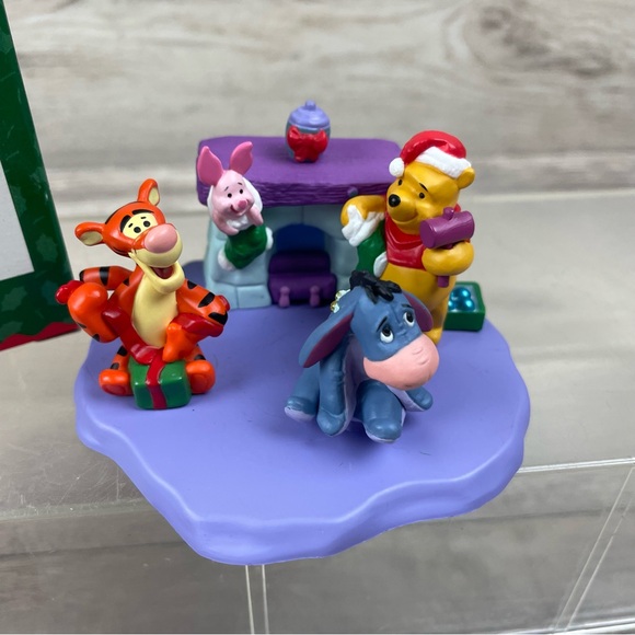 Hallmark Merry Minatures 1999 CHRISTMAS at POOH's HOUSE Disney set of 4 - Picture 4 of 10